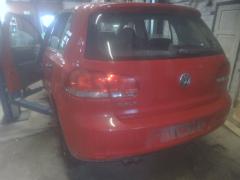 Volkswagen Golf VI