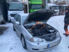 Toyota Avensis 1.6 Terra sedan -02 ZZT220L-AEMNKW