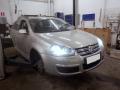 Kuva 2: VW Golf V 5D Variant 2.0TDI MT6 Comfortline 2008