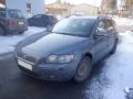 Kuva 2: Volvo V50 5D STW 2.4i MT5 2004