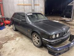 BMW E34 525ix -93