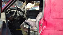 Volkswagen Transporter 1,9TD lyhyt -00