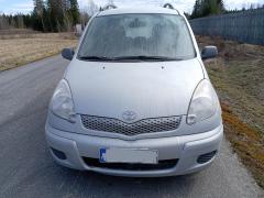 Toyota Yaris Verso 1.3 -03
