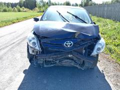 Toyota Auris 1.4 D-4D -12