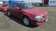 TOYOTA AVENSIS T22 1.8 i sedan