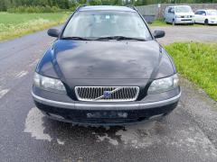 Volvo V70 2.4 farm. -02