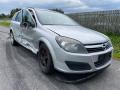 Kuva 2: Opel Astra H 1.8 farm. -07 2007