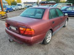 Mitsubishi Carisma
