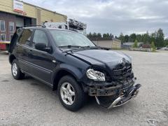 Mercedes-Benz 5D ML270 KOMBI CDI AUTOMATIC-5-163113-4X4/282 / -00vm