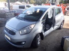 Kia Venga YN Pre-Facelift 5D HB 1.6i MT6