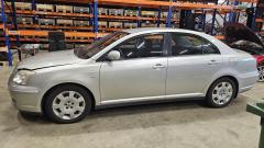 TOYOTA AVENSIS Sedan 2.0 D-4D