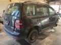 Kuva 2: Volkswagen Touran 1.4 -08 2008