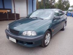 Toyota Avensis T22 Pre-Facelift 5D LB 1.6i MT5 Terra