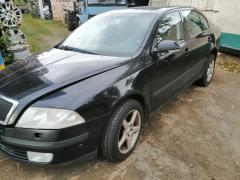 Skoda Octavia 1,9 tdi musta 5-ov hb -08