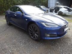 Tesla Model S 75 D -18