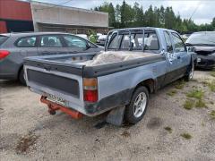 Toyota Hilux 2.4D