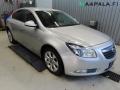 Kuva 2: Opel Insignia A 2.0 CDTi 5/HB 2012