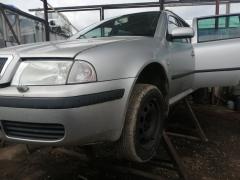 Skoda Octavia 2,0 -03 hopea farmari
