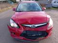 Kuva 2: Hyundai i30 1.6 CRDi -12 2012