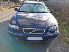 Volvo V70 2.4 T -02