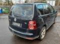 Kuva 2: Volkswagen Touran 2008