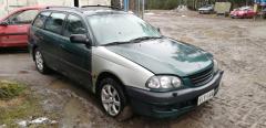 Toyota Avensis -00 2.0td farmari vihreä