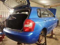 Kia Cerato 1,6 -06 sininen 5-ov HB