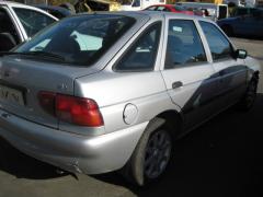 Ford Escort 1.6i16zetev 16