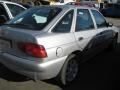 Kuva2: Ford Escort 1.6i16zetev 16