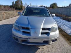 Mitsubishi Outlander 2.0 4WD -03