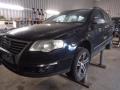 Kuva2: VW Passat 2.0 tdi -08 farmari musta