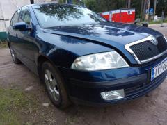 Skoda Octavia II 1,6  --07 sininen sedan