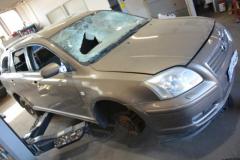 Toyota Avensis 1.8i aut. farm.