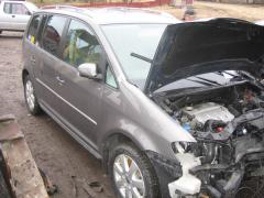 Volkswagen Touran 2.0 TDI HIGHLINE 7 PAIKKAINEN