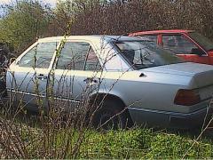 Mercedes-Benz 124