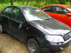 Fiat Punto 1.2i 8V 5/HB