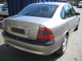 Kuva 2: Opel Vectra B 2.0i 16v ecotec sedan 1998