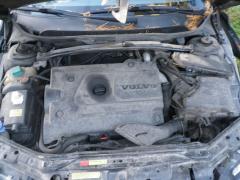 Volvo V70 D5