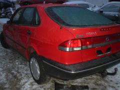 Saab 900