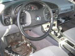 BMW E36 318i sedan 85kw