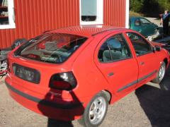 Renault Mgane 1.6i 8V 5/HB