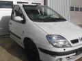 Kuva 2: Renault Scnic 1.6 16V 2000