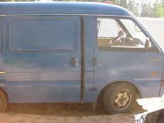 Mazda E2200 2,2D lyhyt (Ford Econovan)
