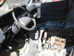 Toyota Hiace 2,4D 4x4 -90 pitkä
