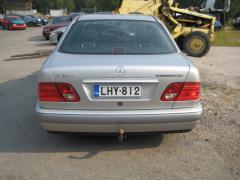 Mercedes-Benz E 200 3.0TD sedan