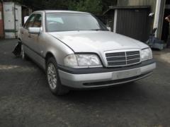 Mercedes-Benz C 180 1.8i sedan 90 kw