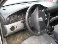 Skoda Octavia 1.6i