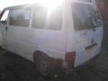 Kuva 2: Volkswagen Caravelle Syncro 2,4D -93 1993