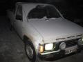 Kuva 2: Nissan King Cab 2,3D -87  1987