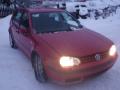 Kuva 2: Volkswagen Golf IV 1.4 2001